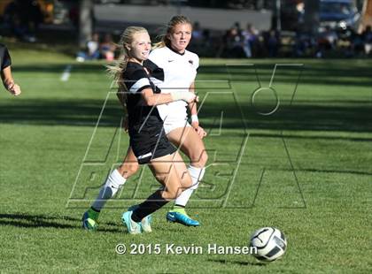 Thumbnail 3 in Weber vs. Syracuse (UHSAA 5A 1st Round Playoff) photogallery.