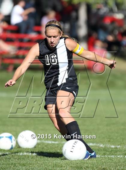 Thumbnail 2 in Weber vs. Syracuse (UHSAA 5A 1st Round Playoff) photogallery.