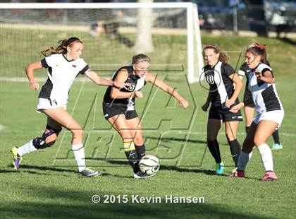 Thumbnail 2 in Weber vs. Syracuse (UHSAA 5A 1st Round Playoff) photogallery.