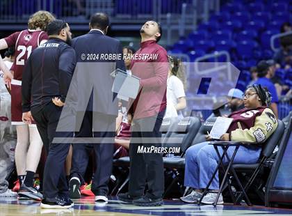Thumbnail 1 in Randall vs. Silsbee (UIL 4A Basketball Semifinal) photogallery.