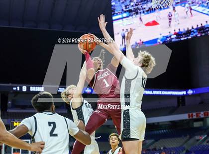 Thumbnail 1 in Randall vs. Silsbee (UIL 4A Basketball Semifinal) photogallery.
