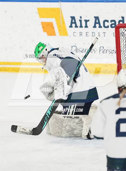 Thumbnail 1 in Mullen @ Pine Creek photogallery.