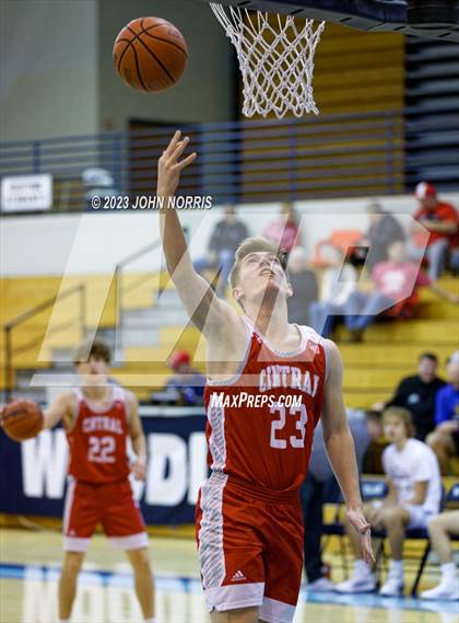Thumbnail 2 in Adams Central @ Woodlan photogallery.