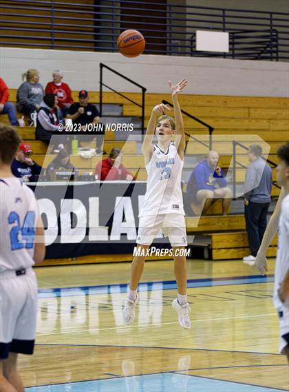 Thumbnail 1 in Adams Central @ Woodlan photogallery.