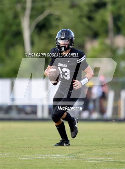 Thumbnail 2 in West Craven @ Havelock photogallery.