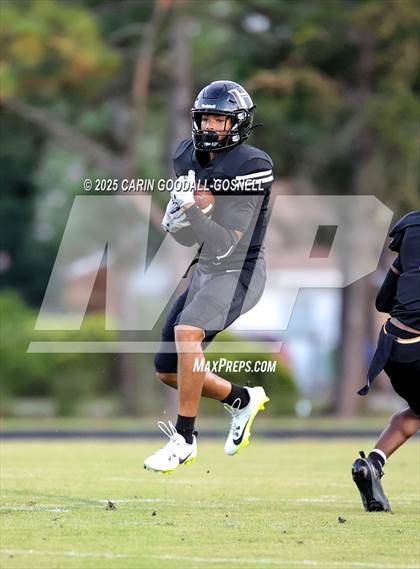 Thumbnail 1 in West Craven @ Havelock photogallery.