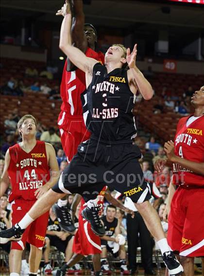 Thumbnail 3 in 2009 THCA All-Star Basketball Game photogallery.