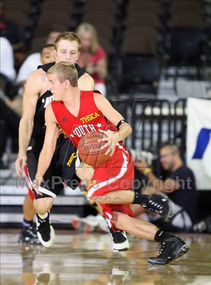 Thumbnail 1 in 2009 THCA All-Star Basketball Game photogallery.