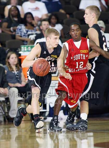 Thumbnail 1 in 2009 THCA All-Star Basketball Game photogallery.