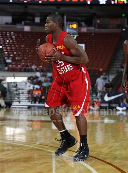 Thumbnail 1 in 2009 THCA All-Star Basketball Game photogallery.