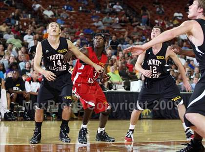 Thumbnail 1 in 2009 THCA All-Star Basketball Game photogallery.