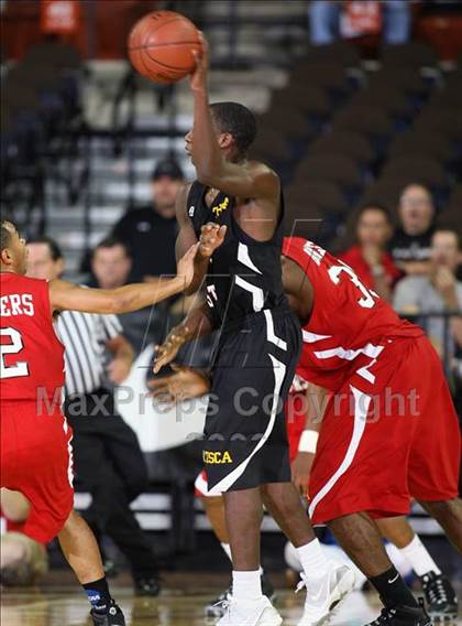 Thumbnail 2 in 2009 THCA All-Star Basketball Game photogallery.