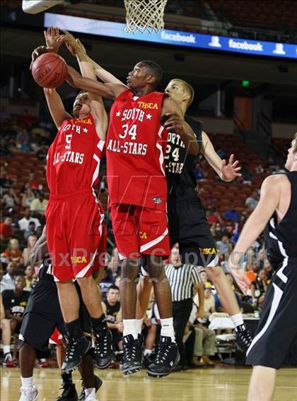 Thumbnail 2 in 2009 THCA All-Star Basketball Game photogallery.