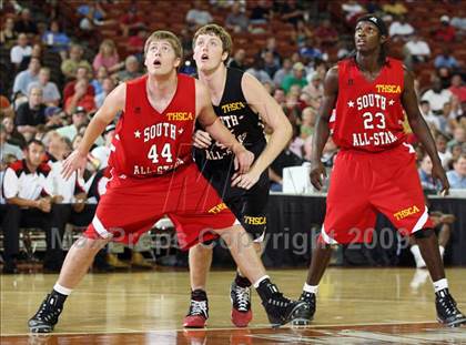 Thumbnail 1 in 2009 THCA All-Star Basketball Game photogallery.