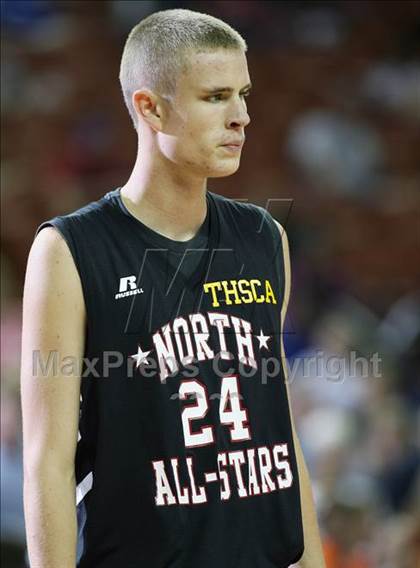 Thumbnail 1 in 2009 THCA All-Star Basketball Game photogallery.