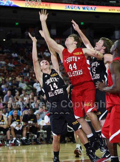 Thumbnail 3 in 2009 THCA All-Star Basketball Game photogallery.