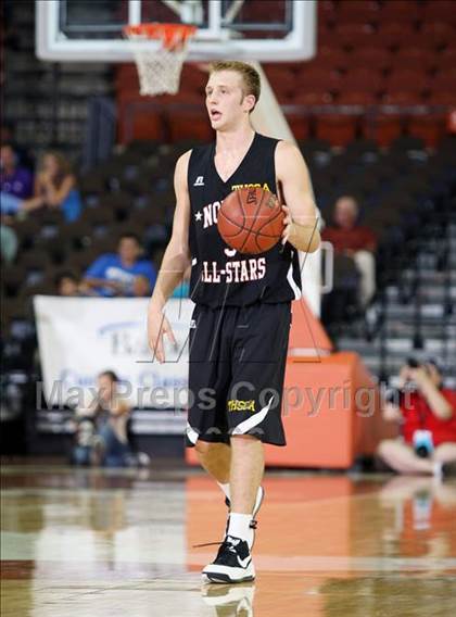 Thumbnail 1 in 2009 THCA All-Star Basketball Game photogallery.