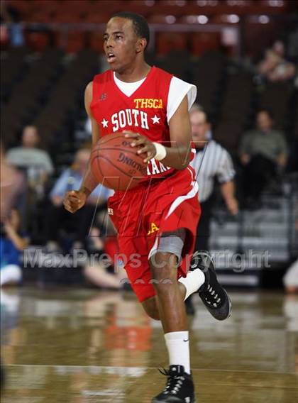 Thumbnail 1 in 2009 THCA All-Star Basketball Game photogallery.