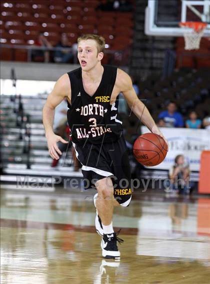Thumbnail 2 in 2009 THCA All-Star Basketball Game photogallery.