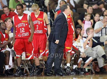 Thumbnail 2 in 2009 THCA All-Star Basketball Game photogallery.