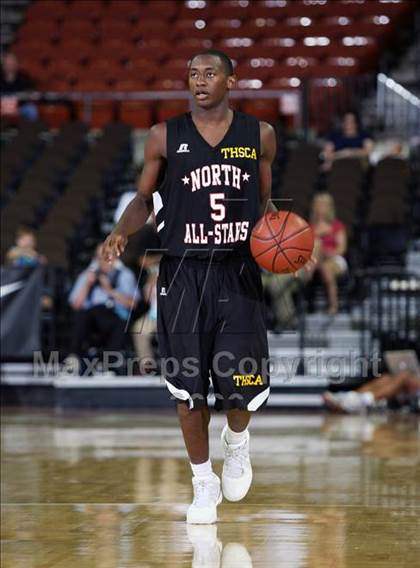 Thumbnail 2 in 2009 THCA All-Star Basketball Game photogallery.