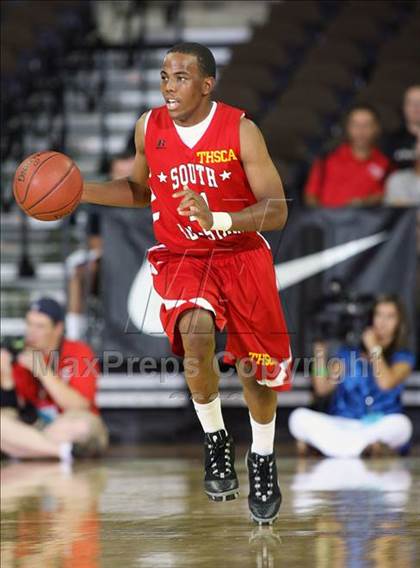 Thumbnail 1 in 2009 THCA All-Star Basketball Game photogallery.