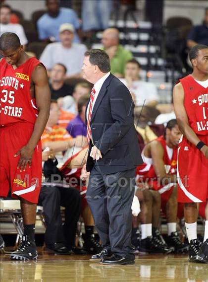 Thumbnail 2 in 2009 THCA All-Star Basketball Game photogallery.