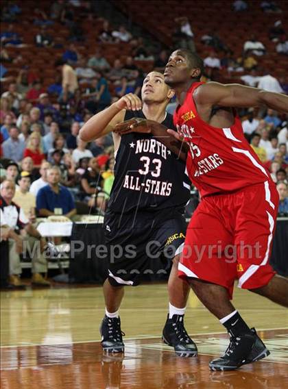 Thumbnail 3 in 2009 THCA All-Star Basketball Game photogallery.