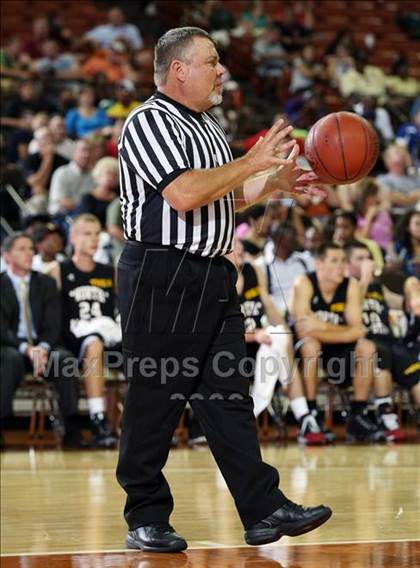 Thumbnail 3 in 2009 THCA All-Star Basketball Game photogallery.