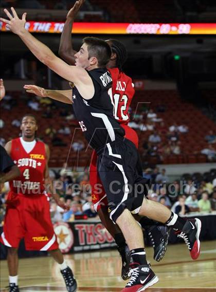 Thumbnail 3 in 2009 THCA All-Star Basketball Game photogallery.