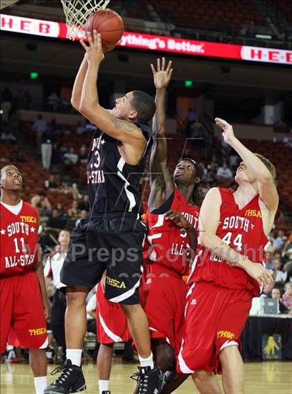 Thumbnail 3 in 2009 THCA All-Star Basketball Game photogallery.