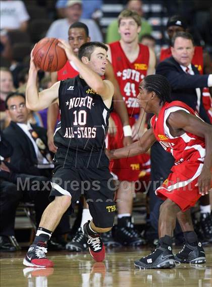 Thumbnail 1 in 2009 THCA All-Star Basketball Game photogallery.