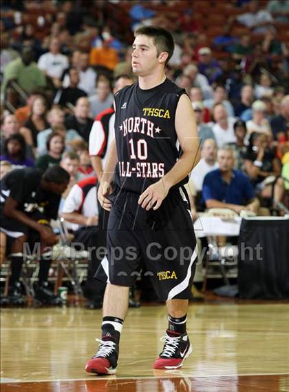 Thumbnail 2 in 2009 THCA All-Star Basketball Game photogallery.