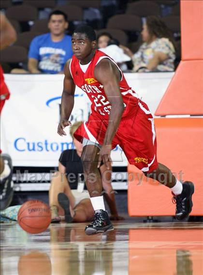 Thumbnail 3 in 2009 THCA All-Star Basketball Game photogallery.