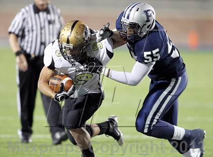 Thumbnail 2 in Paris vs. Kaufman (UIL 3A Division 1 Bi-District Playoff) photogallery.