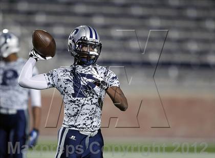 Thumbnail 1 in Paris vs. Kaufman (UIL 3A Division 1 Bi-District Playoff) photogallery.