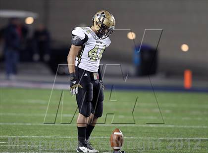 Thumbnail 1 in Paris vs. Kaufman (UIL 3A Division 1 Bi-District Playoff) photogallery.