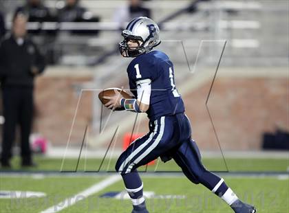 Thumbnail 1 in Paris vs. Kaufman (UIL 3A Division 1 Bi-District Playoff) photogallery.