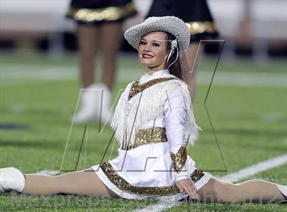 Thumbnail 1 in Paris vs. Kaufman (UIL 3A Division 1 Bi-District Playoff) photogallery.