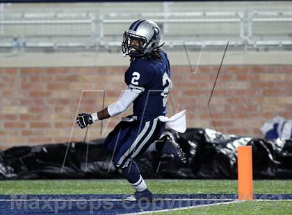Thumbnail 1 in Paris vs. Kaufman (UIL 3A Division 1 Bi-District Playoff) photogallery.