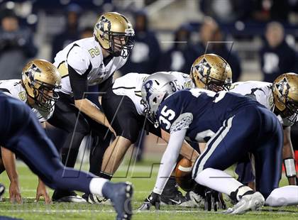 Thumbnail 2 in Paris vs. Kaufman (UIL 3A Division 1 Bi-District Playoff) photogallery.