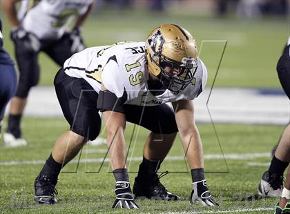 Thumbnail 2 in Paris vs. Kaufman (UIL 3A Division 1 Bi-District Playoff) photogallery.