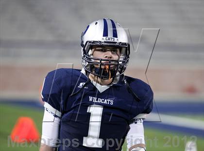 Thumbnail 1 in Paris vs. Kaufman (UIL 3A Division 1 Bi-District Playoff) photogallery.