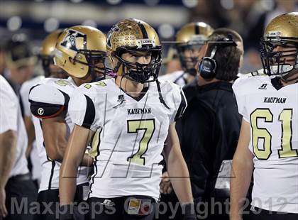 Thumbnail 1 in Paris vs. Kaufman (UIL 3A Division 1 Bi-District Playoff) photogallery.