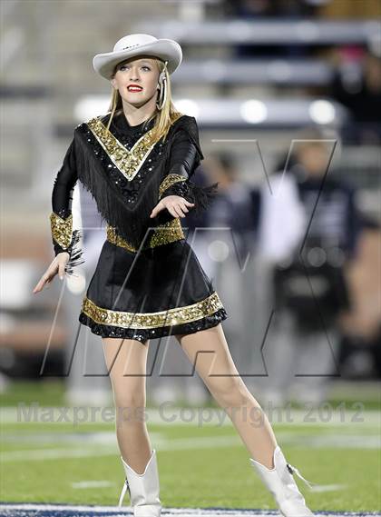 Thumbnail 2 in Paris vs. Kaufman (UIL 3A Division 1 Bi-District Playoff) photogallery.
