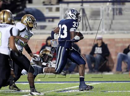 Thumbnail 1 in Paris vs. Kaufman (UIL 3A Division 1 Bi-District Playoff) photogallery.