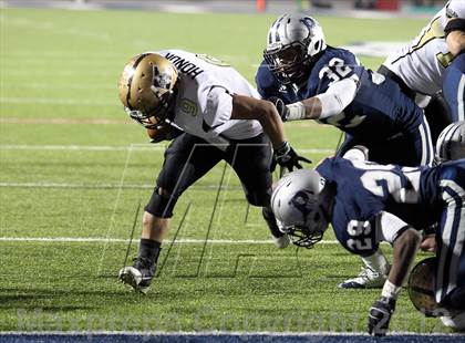 Thumbnail 2 in Paris vs. Kaufman (UIL 3A Division 1 Bi-District Playoff) photogallery.