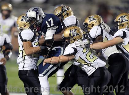 Thumbnail 1 in Paris vs. Kaufman (UIL 3A Division 1 Bi-District Playoff) photogallery.
