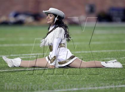 Thumbnail 1 in Paris vs. Kaufman (UIL 3A Division 1 Bi-District Playoff) photogallery.