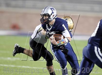 Thumbnail 3 in Paris vs. Kaufman (UIL 3A Division 1 Bi-District Playoff) photogallery.